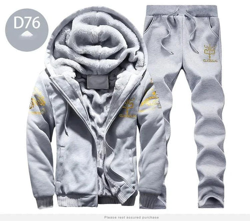 Mandotos men's winter sports set featuring a stylish, warm 2-piece ensemble ideal for outdoor winter adventures.