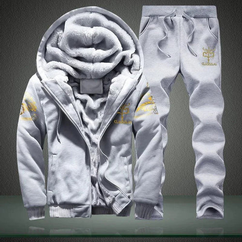 Mandotos men's winter sports set featuring a stylish, warm 2-piece outdoor ensemble with jackets and pants for winter adventures.
