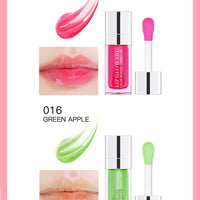 Mandotos moisturizing lip balm oil with plumping and exfoliating lip gloss applied to smooth, hydrated lips.