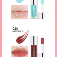 Mandotos moisturizing lip balm oil and plumping exfoliating lip gloss in sleek packaging, highlighting glossy finish and nourishing formula.