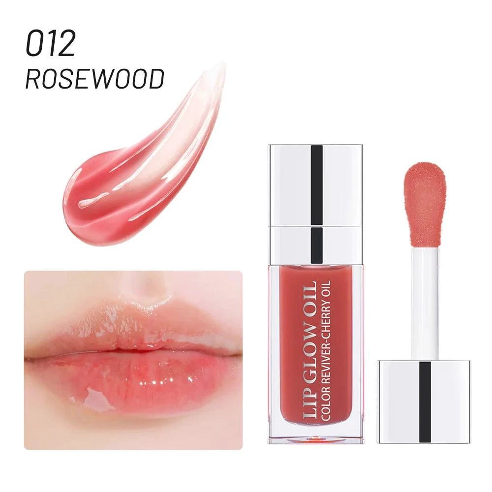 Mandotos moisturizing lip balm oil and plumping exfoliating lip gloss set, featuring smooth, glossy lips in a close-up shot.