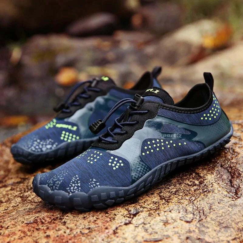 Mandotos outdoor hiking shoes with rugged soles and breathable fabric for trail walking and outdoor adventures.