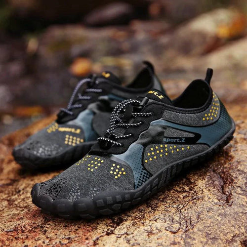Mandotos outdoor hiking shoes with rugged soles and breathable material, ideal for trekking and outdoor adventures.