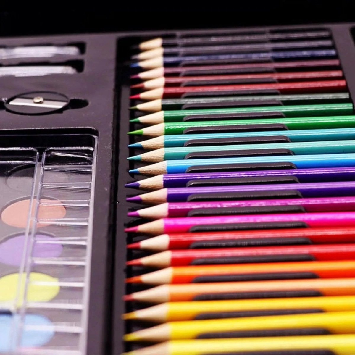 Mandotos painting set with brushes, oil pastels, and watercolor pens for school art projects and creative painting activities.