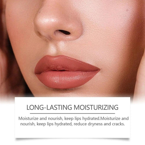 Mandotos peeling lip gloss and waterproof lip liner with matte finish, hydrating, long-lasting, and peel-off tattoo lip makeup.