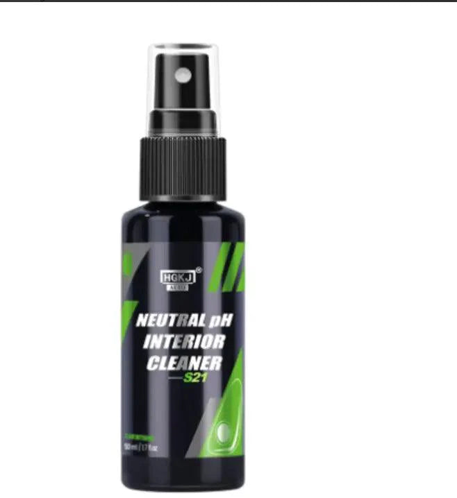 Mandotos Rapid Shine Leather Revitalizer bottle with black cap and label, designed to restore and enhance leather surfaces.