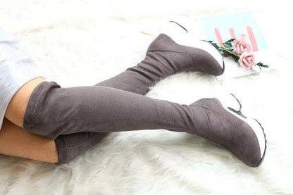 Mandotos round toe sports high heel over-the-knee boots featuring a sleek design and chunky heel for a stylish look.