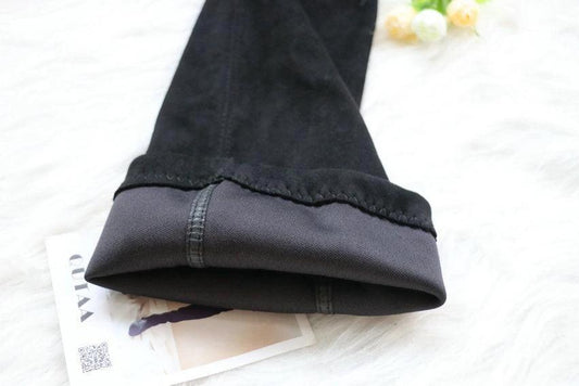 Mandotos round toe sports high heel over-the-knee boots with sleek design and stylish heel for modern fashion.
