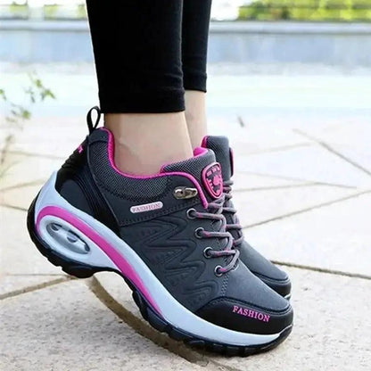 Mandotos running shoes with breathable mesh upper, cushioned sole, and stylish design for athletic comfort.