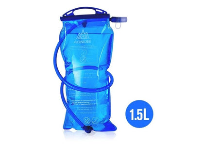 Mandotos running water bag backpack sports vest with adjustable straps and hydration bladder for outdoor running activities.