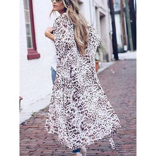 Mandotos Safari Chic Kimono with animal print, lightweight fabric, and relaxed fit, perfect for stylish casual wear.