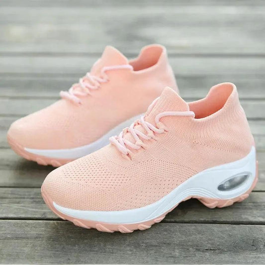 Mandotos women's sports shoes with flying knit sock design, lightweight athletic shoes for active wear