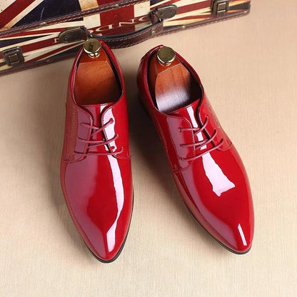Mandotos sleek leather Oxford shoes showcasing classic design, polished finish, and lace-up style for formal occasions.