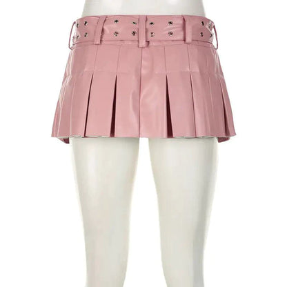 Mandotos Spice faux leather pleated mini skirt with a high waist and stylish design, shown in the product image.