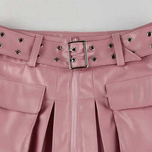 Mandotos Spice faux leather pleated mini skirt with a high waist and side zipper detail.