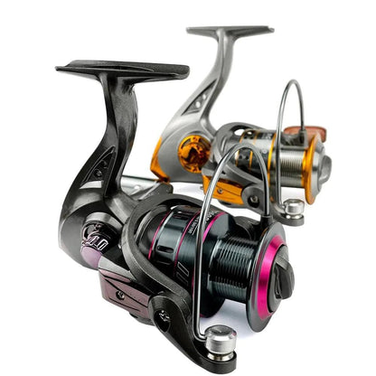Mandotos SpinMaster Series 1000-7000 fishing reel with metal body and ergonomic handle, suitable for freshwater and saltwater fishing.