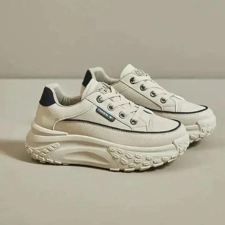 Mandotos stylish orthopedic shoes with supportive design and durable sole, ideal for comfortable everyday wear.