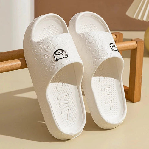 Mandotos men's and women's summer slippers with print of a little bear, non-slip soft indoor bathroom casual sandals for dormitory and couple wear.