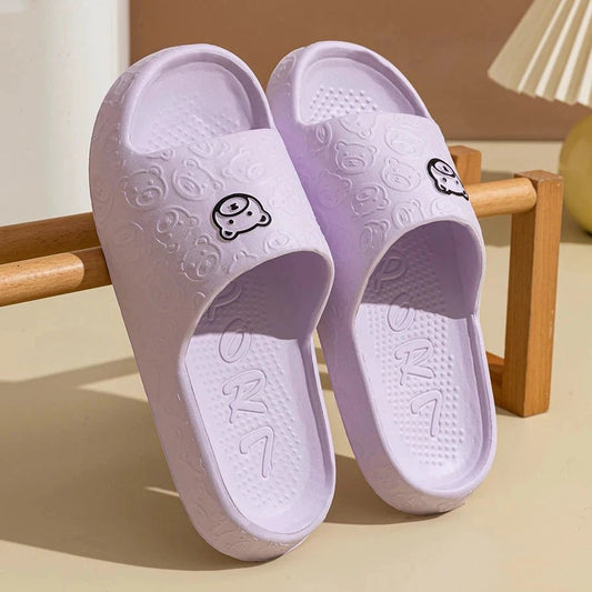 Mandotos men's summer fashion slippers with printed little bear design, non-slip soft sole, ideal for indoor bathroom and casual wear.