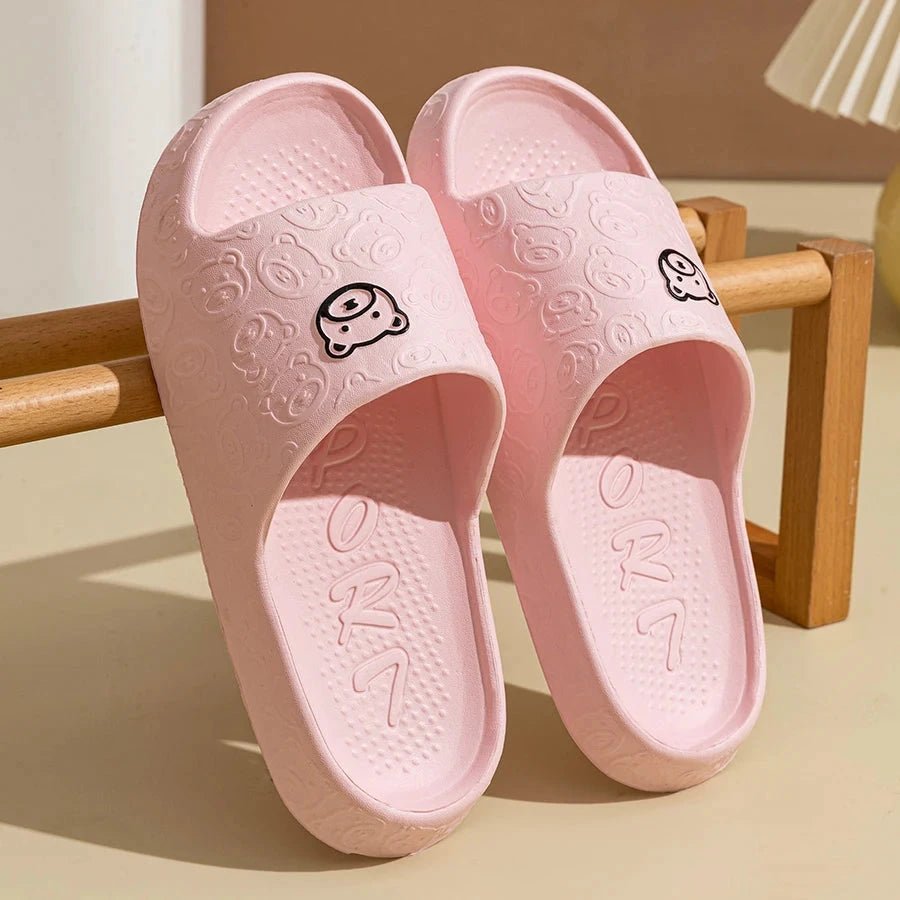 Mandotos summer men's slippers with little bear print, non-slip soft indoor sandals for bathroom and casual wear, perfect for couples.