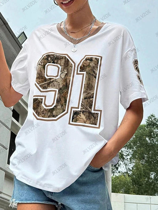 Mandotos summer retro No.91 printed V-neck T-shirt for women, short sleeve sports football jersey, oversized Y2K casual top.