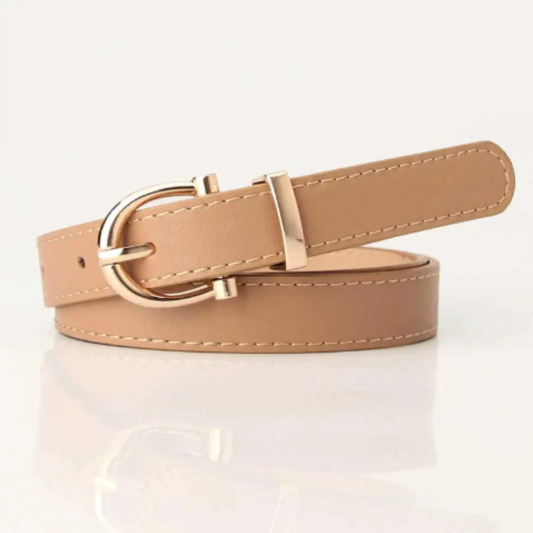Mandotos Tally vegan leather belt with adjustable buckle and sleek design, ideal for casual or formal outfits.