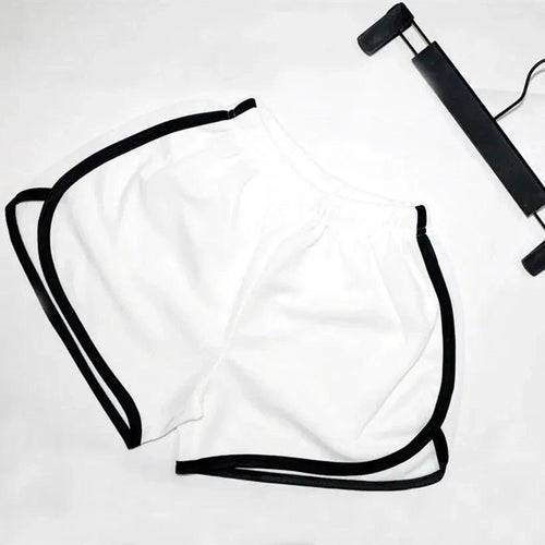 Mandotos women's thin summer elastic shorts with quick-drying, loose-fit fabric and anti-external wear features.