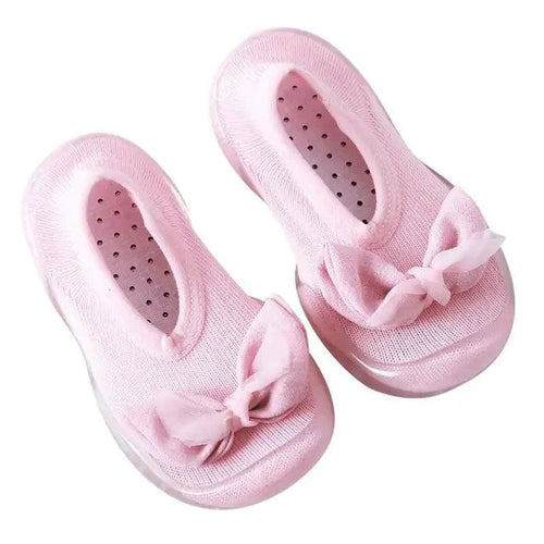 Mandotos toddler shoes in soft fabric with Velcro straps, designed for comfort and easy wear for young children.