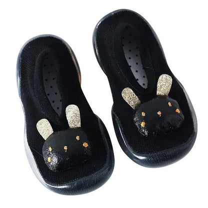 Mandotos toddler shoes in soft fabric with Velcro straps, featuring colorful patterns and sturdy soles for little steps.