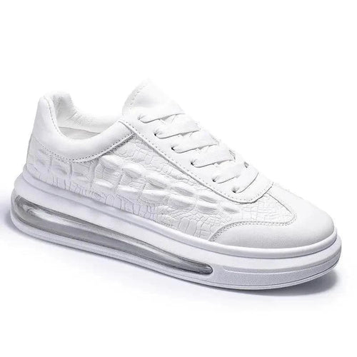 Mandotos trendy leather men's casual sneakers with stylish design and comfortable fit, ideal for everyday wear.