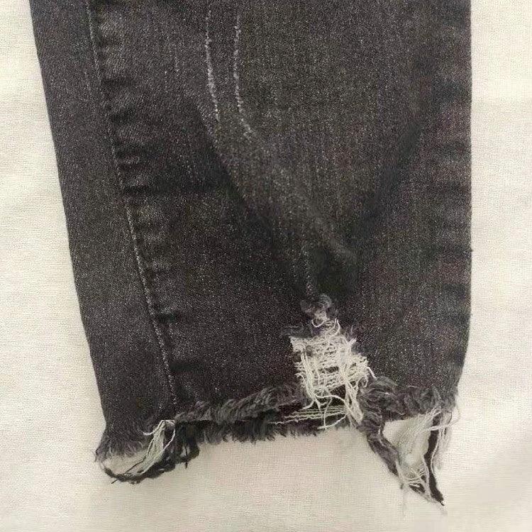Mandotos brushed denim cargo pants for women, featuring a stretchy, stylish, and versatile fit with functional side pockets.