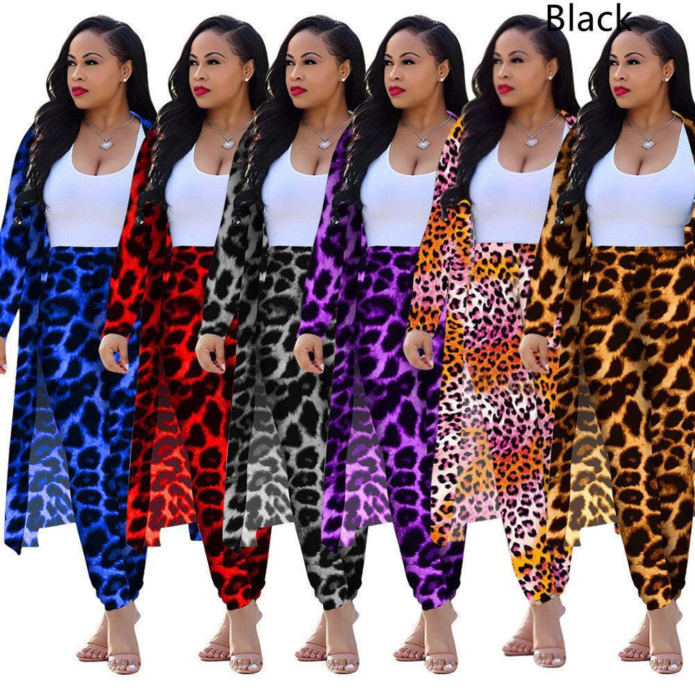 Women's long-sleeved leopard print suitcoat by MANDOTOS, stylish tailored blazer with animal print pattern.
