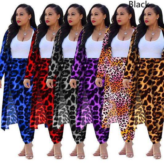 Women's long-sleeved leopard print suitcoat by MANDOTOS, stylish tailored blazer with animal print pattern.