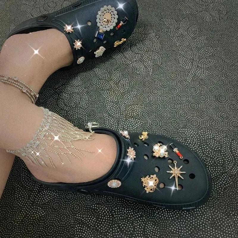 Mandotos women's slippers shoes clogs with soft, comfortable design and open back for casual indoor wear.