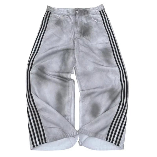 Mandotos Y2K baggy jeans with embroidered stripes, wide-leg denim streetwear pants for men and women, casual hip-hop style.