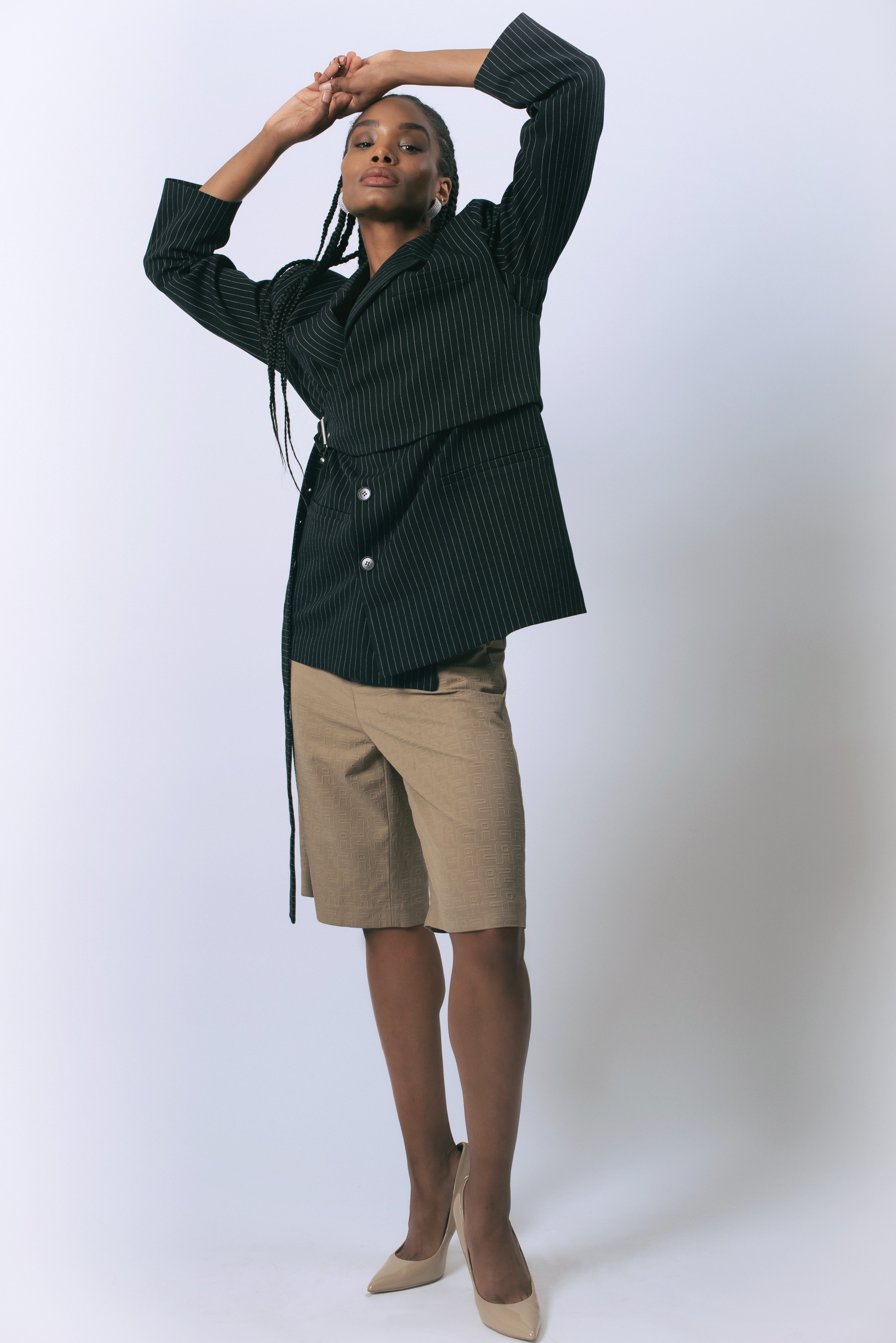 Le Réussi Luna Noir Pinstripe Blazer: Bold Power Dressing in Sophisticated Black - Blazer