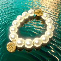 Pearls of Wisdom mantra bracelet by The Urban Charm featuring elegant beads and a meaningful engraved charm.